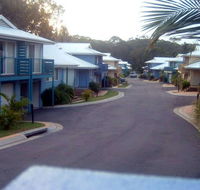 Flynns on Surf Beach villas - Sydney Tourism