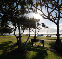 Golden Shores Holiday Club - Sydney Tourism