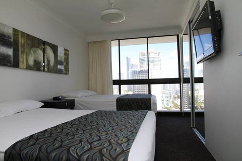 Hi Surf Beachfront Resort Apartments - Sydney Tourism 0