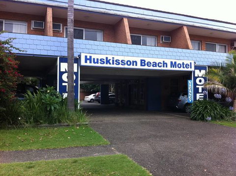 Huskisson Beach Motel - Sydney Tourism 3