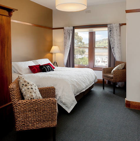 Kermandie Hotel & Marina - Sydney Tourism 0