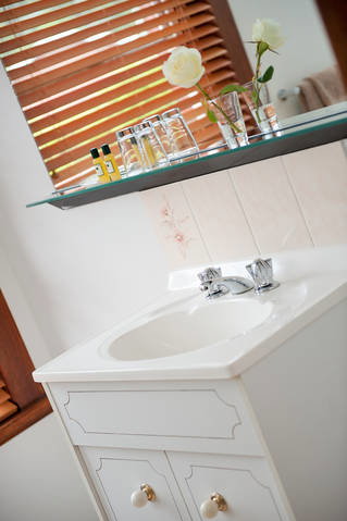 Kermandie Hotel & Marina - Sydney Tourism 4