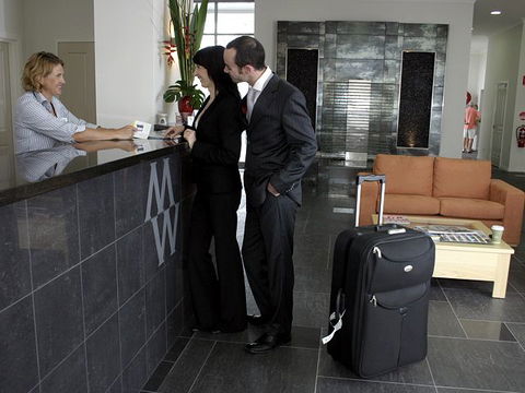 Macquarie Waters Boutique Apartment Hotel - Sydney Tourism 2