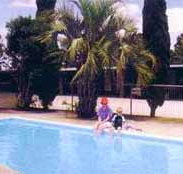 Motel Holliday - Sydney Tourism
