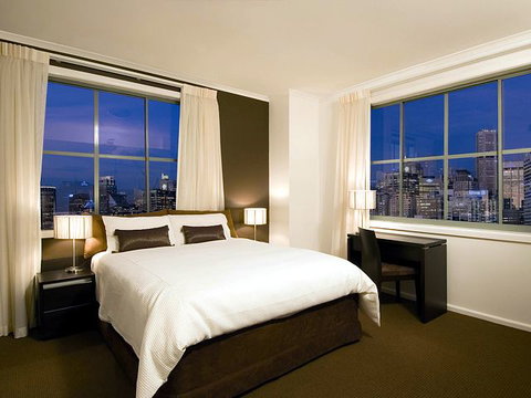 Oaks Goldsbrough Apartments - Sydney Tourism 0
