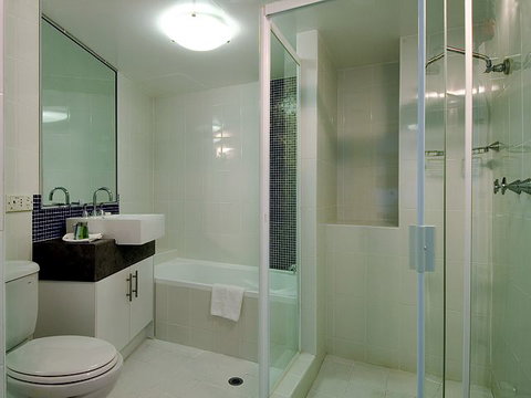 Oaks Hyde Park Plaza - Sydney Tourism 1