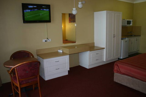 Port Aloha Motel - Sydney Tourism 4