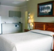 Saltbush Motor Inn - Sydney Tourism