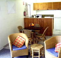 Ti Tree Holiday Apartments - Sydney Tourism