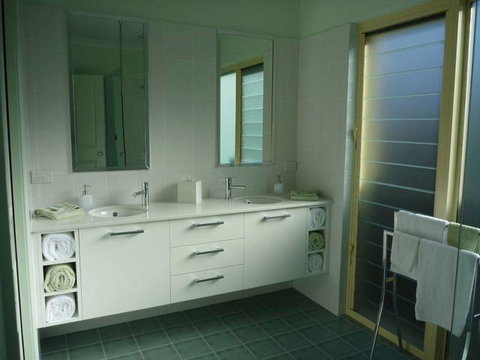 Wallabi Point Bed And Breakfast - Sydney Tourism 3