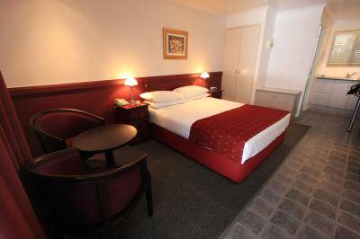 Xenia Central Studio Accommodation - Sydney Tourism 0