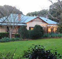 MossGrove Bed and Breakfast - Sydney Tourism