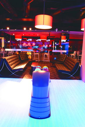 Strike Bowling Bar - King Street Wharf - Sydney Tourism 3