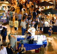 Surfers Paradise Beachfront Markets - Sydney Tourism