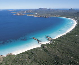 Lucky Bay - Sydney Tourism 0