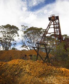 Old Smelter - Sydney Tourism 0