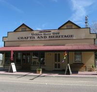 Dolly's Golden Raintree Craft and Heritage Centre