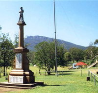 Maroon State School War Memorial - Sydney Tourism