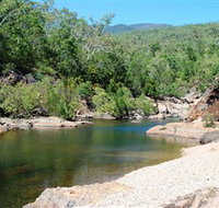 Mount Elliot Bowling Green Bay National Park - Sydney Tourism