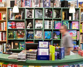 Lorne Beach Books - Sydney Tourism 0