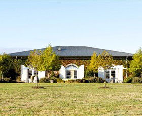 Dominique Portet - Sydney Tourism 0