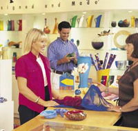 Shopping in The Rocks - Sydney Tourism