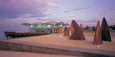 The Carousel - Sydney Tourism 3
