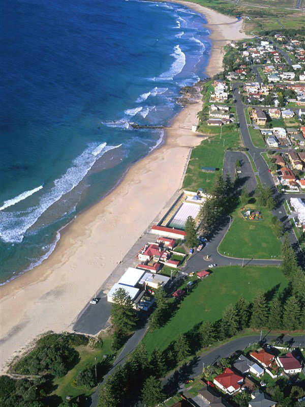 Thirroul NSW Sydney Tourism
