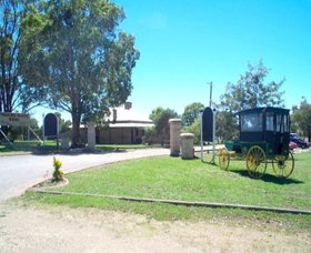 Pokolbin Estate Vineyard - Sydney Tourism 1