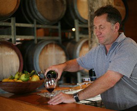 Ensay Winery - Sydney Tourism 1