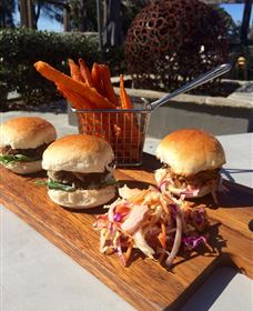 Hollydene Estate Wines And Vines Restaurant - Sydney Tourism 4