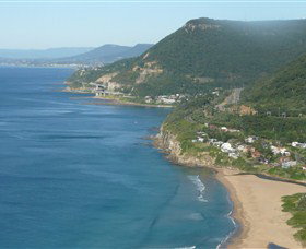 Bailey's Sydney - Tours For People Who Don't Like Tours - Sydney Tourism 0