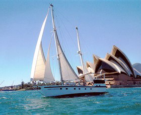 A Luxury Yacht On Sydney Harbour - Sydney Tourism 1