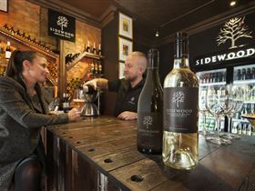 Maximilian's Restaurant And Sidewood Estate Cellar Door - Sydney Tourism 3