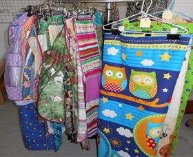 Sticky Beaks Craft Co-Operative Of Avoca - Sydney Tourism 3