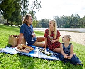 Wagga Beach - Sydney Tourism 0