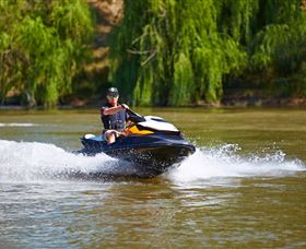 Wagga Beach - Sydney Tourism 1