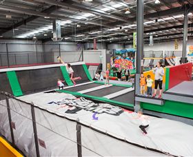 Supatramp Geelong - Sydney Tourism 6