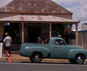Tenterfield Saddler - Sydney Tourism 2