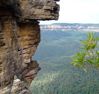 Three Sisters - Honeymoon Bridge - Sydney Tourism