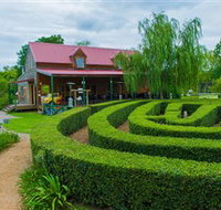 Amazement Farm and Fun Park / Cafe and Farmstay Accommodation - Sydney Tourism