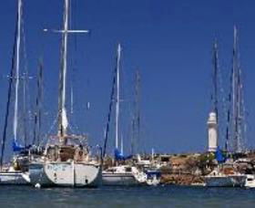 Wollongong And Harbour Lighthouse - Sydney Tourism 0