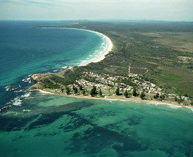 Brooms Head Main Beach - Sydney Tourism 0