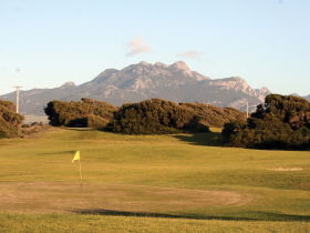 Flinders Island Sports & RSL Club - Sydney Tourism 0