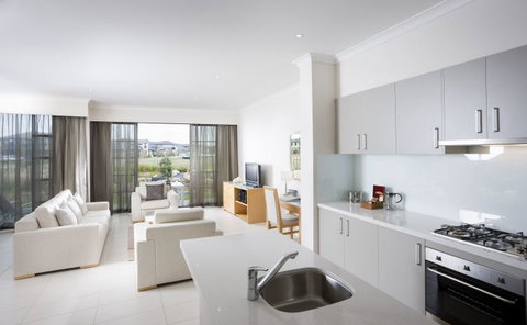 Mercure Kooindah Waters Central Coast - Sydney Tourism 1