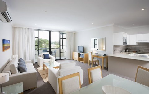 Mercure Kooindah Waters Central Coast - Sydney Tourism 3
