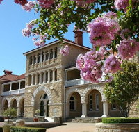 The Perth Mint Guided Heritage Tour and Gold Pour