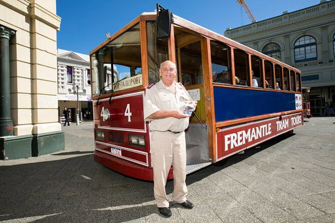 Fremantle Hop-On Hop-Off Tram Tour - Sydney Tourism 7