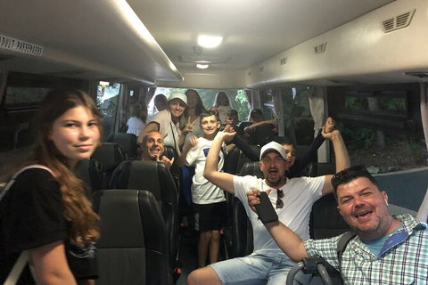 Shuttle From Proserpine Airport To Airlie Beach - Sydney Tourism 3