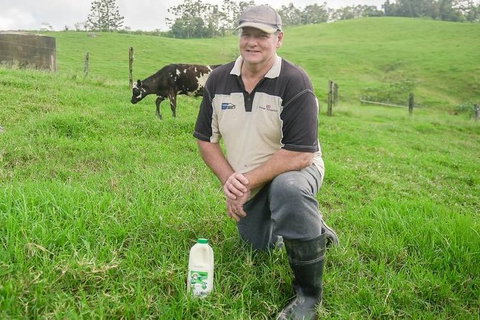 Mackay's Day In The Clouds Paddock To Plate Tour - Sydney Tourism 1